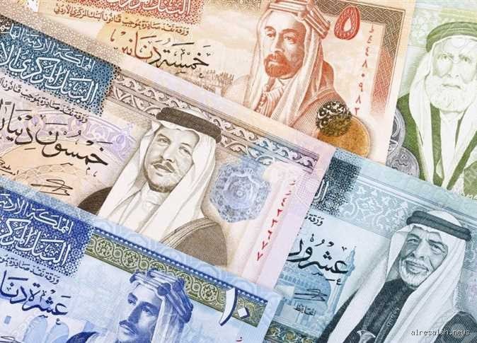 كم تساوي ال 100 دولار في الأردن؟ دليل القوة الشرائية في السوق الهاشمي