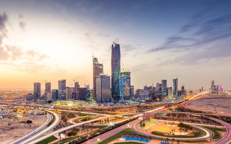 ما هي أشهر المدن في المملكة العربية السعودية؟ رحلة بين ناطحات السحاب وحكايات التاريخ