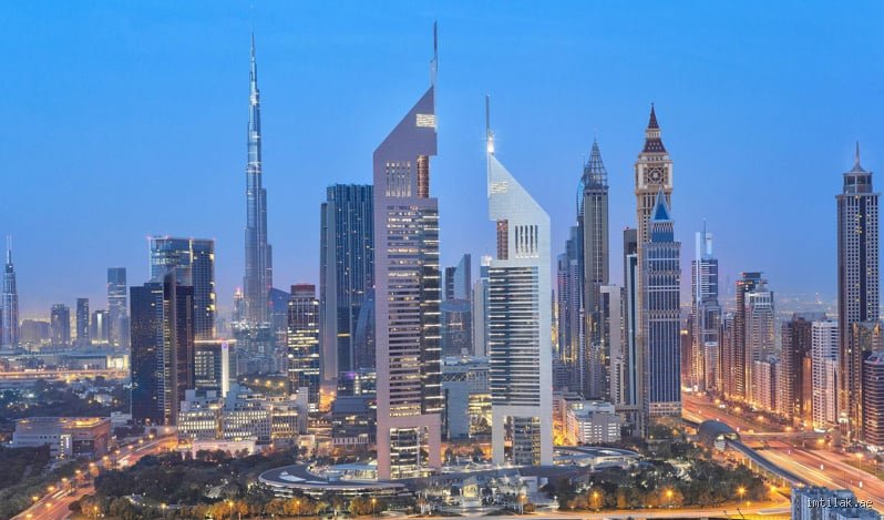 العيش في السعودية أم في دبي: هل ولّى زمن التفضيل المطلق لصالح المعادلة الجديدة؟