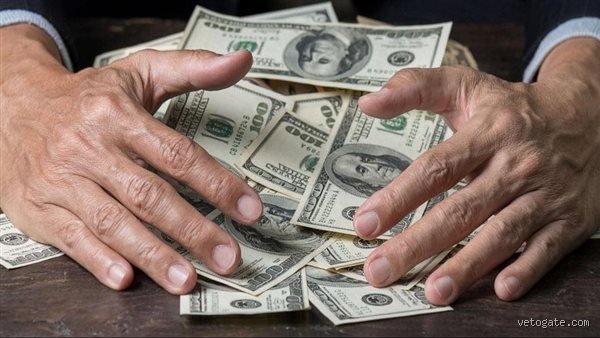 كم يجب استثماره لتحقيق ربح مليون دولار في غضون 10 سنوات؟ إليك الأرقام الصادمة