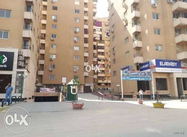 أسعار الشقق في أبراج الإسكان: هل لا تزال في متناول "الطبقة المستورة"؟