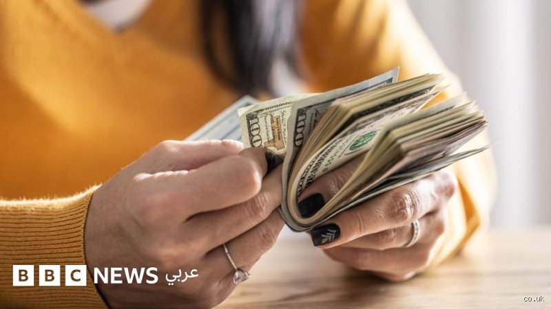 هل ضعف الدولار أمر جيد أم سيئ؟ فك شفرة العملة التي تحكم العالم