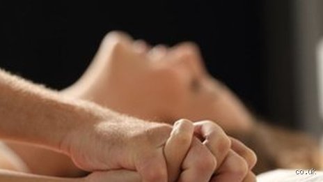 هل يوجد جنسين أم 72 جنساً؟ تفكيك الجدل بين البيولوجيا الصلبة والهوية الثقافية