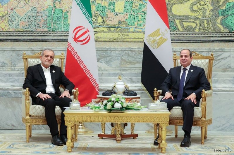 هل يوجد علاقات بين مصر وإيران؟ تفكيك شفرة "القطيعة الودودة" وصراع النفوذ
