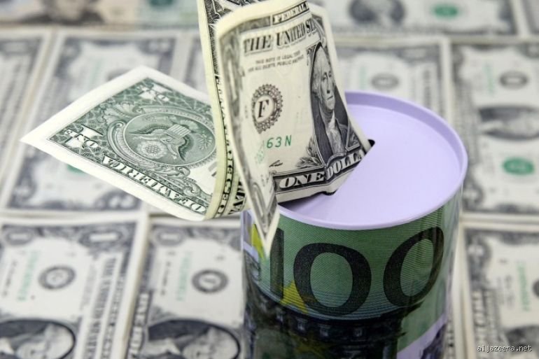 ما هي أفضل عملة لتوفير المال؟ الدليل الحقيقي لحماية مدخراتك من المحرقة المادية