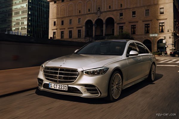 هل يوجد S500؟ الحقيقة الكاملة وراء سيارات مرسيدس وإشاعات الهواتف