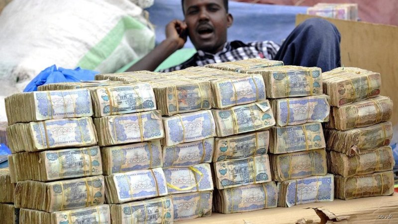 أي دولة لا يوجد بها نقود؟ تفكيك أسطورة الاقتصاد الخالي من الكاش