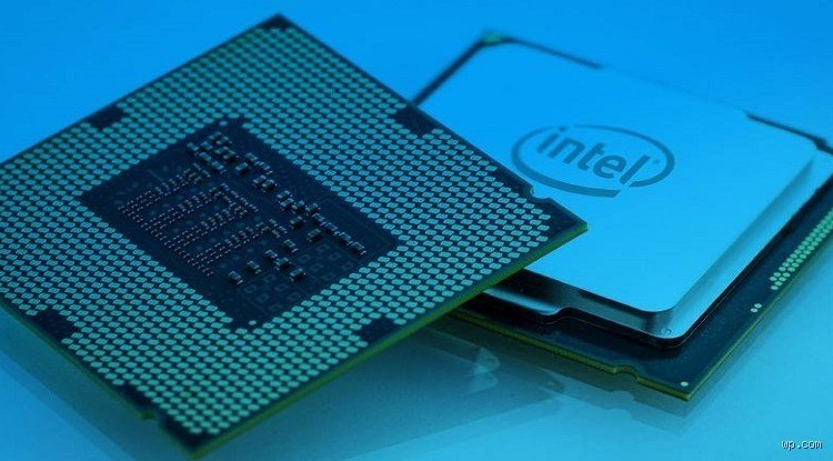 أي معالج يولد حرارة أكبر، i7 أم i9؟ الحقيقة الصادمة وراء أرقام إنتل