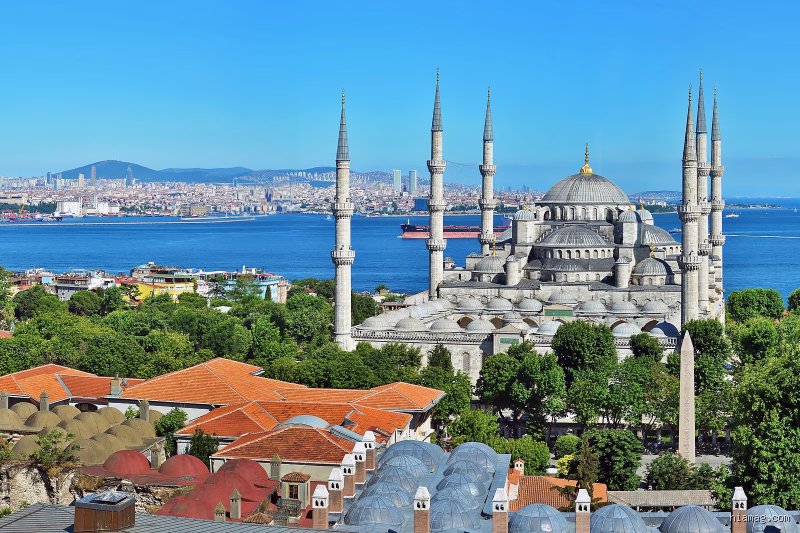 افضل الدول المسلمة للسياحة: دليل المسافر الذكي بعيداً عن الصور النمطية