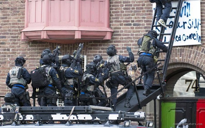 هل يوجد في السويد فريق تدخل سريع (SWAT)؟ الإجابة الكاملة خلف الأبواب المغلقة