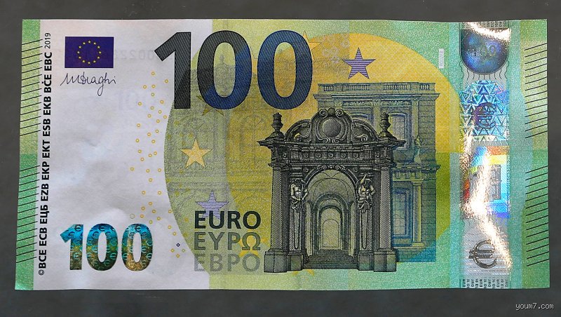 كيف يبدو شكل الـ 100 يورو؟ تفاصيل الورقة النقدية الأكثر إثارة للجدل