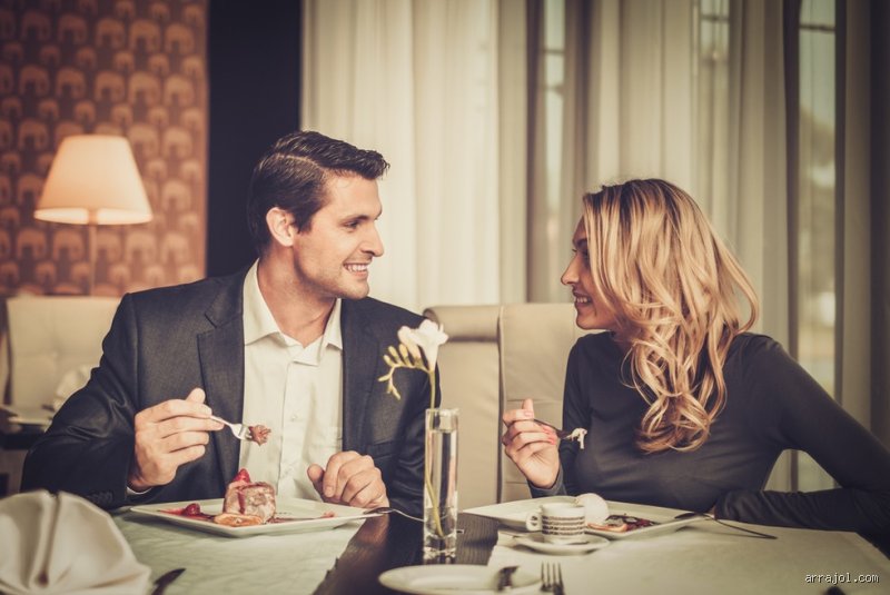 سر الانجذاب الخفي: لماذا يحب الرجل البنت الصغيرة في المجتمعات الحديثة؟