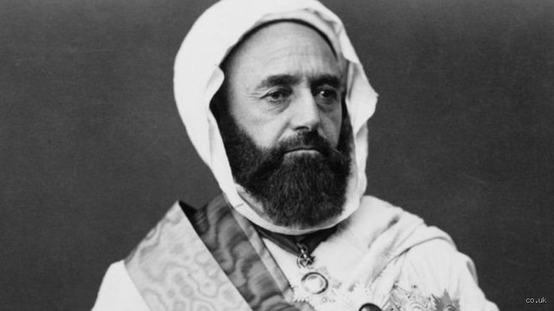 من حرر الجزائر من فرنسا؟