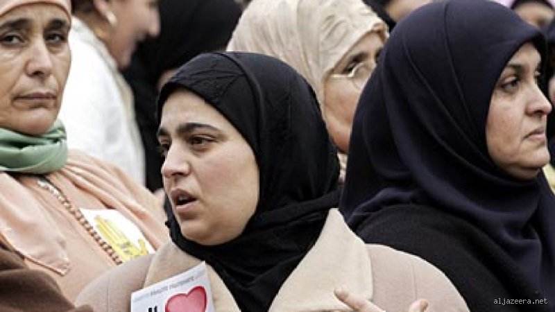 هل الحجاب ممنوع في المستشفيات الفرنسية؟ دليل قانوني وواقعي شامل