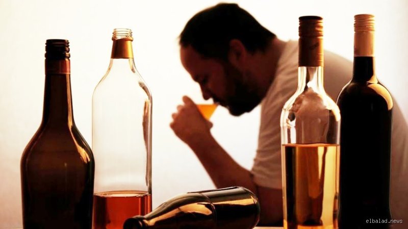 هل يجوز الصلاة رغم شرب الكحول؟ إليك الفصل الحاسم بين الإثم وصحة العبادة