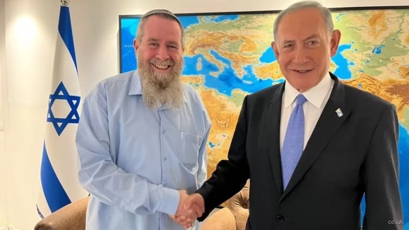 هل يدعم الفلسطينيون مجتمع الميم؟ تفكيك الأسطورة بين صراعات البقاء وتعقيدات الهوية